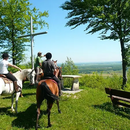 D'hotes La Ferme Du Vallon 2*